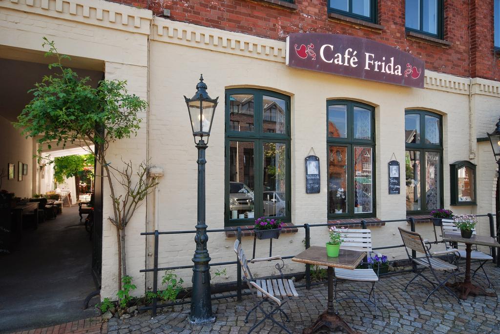 Hotel Cafe Frida Bredstedt Ngoại thất bức ảnh
